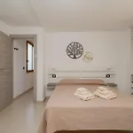 Domo Le Mura Puniche, Nel Cuore Di 3*