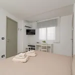 Pensionat Domo Le Mura Puniche, Nel Cuore Di 3*