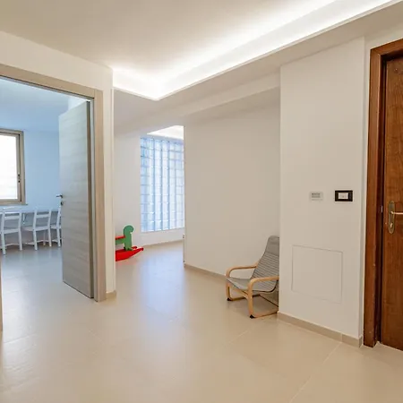 Domo Le Mura Puniche, Nel Cuore Di Olbia