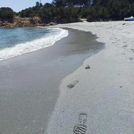 Domo Le Mura Puniche, Nel Cuore Di Vendégház