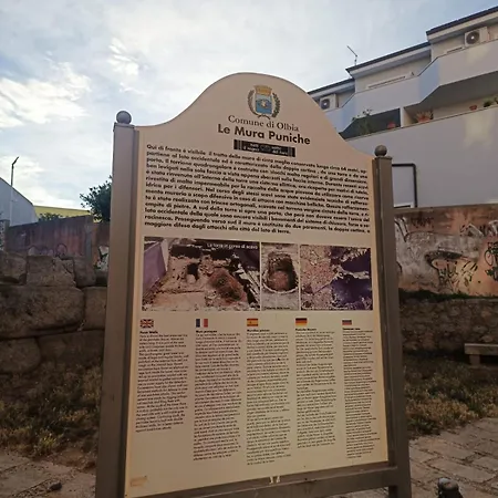 Domo Le Mura Puniche, Nel Cuore Di Gæstehus Olbia