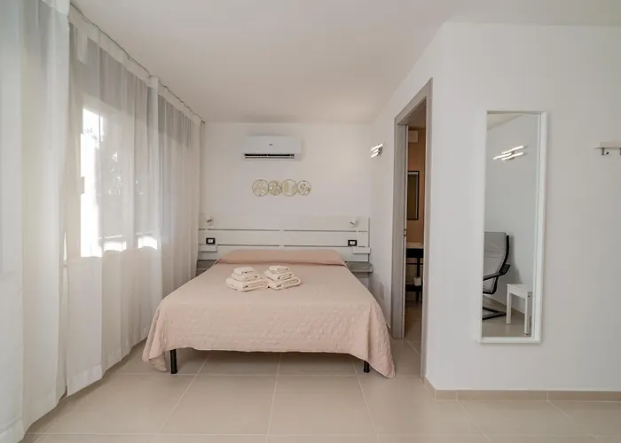 Domo Le Mura Puniche, Nel Cuore Di Olbia Maison d'hôtes Olbia