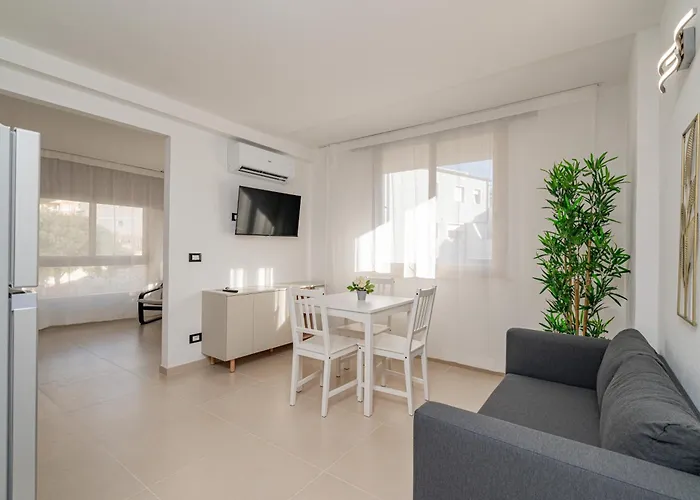 Domo Le Mura Puniche, Nel Cuore Di Olbia Maison d'hôtes Olbia